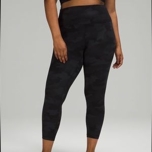 Lululemon Black Camo Leggings Size 14